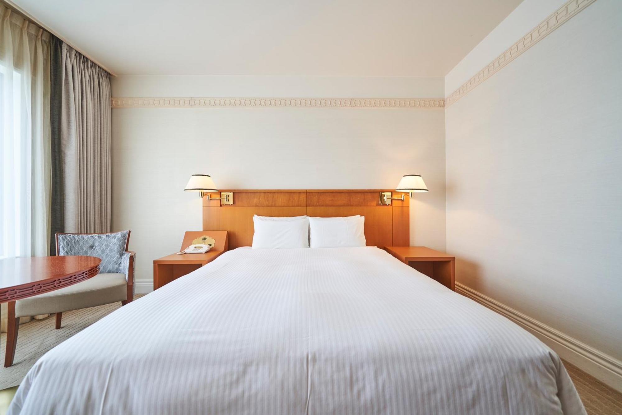 The Global View Nagasaki Hotel Екстериор снимка A bed